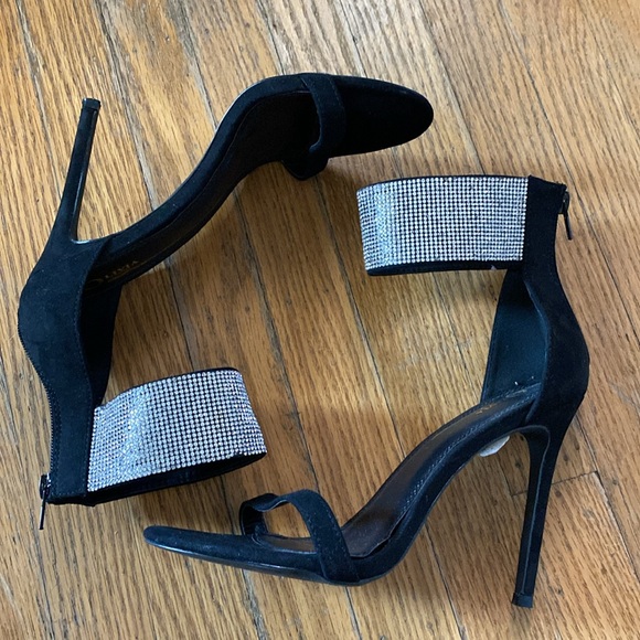 Cute heels - Picture 4 of 5